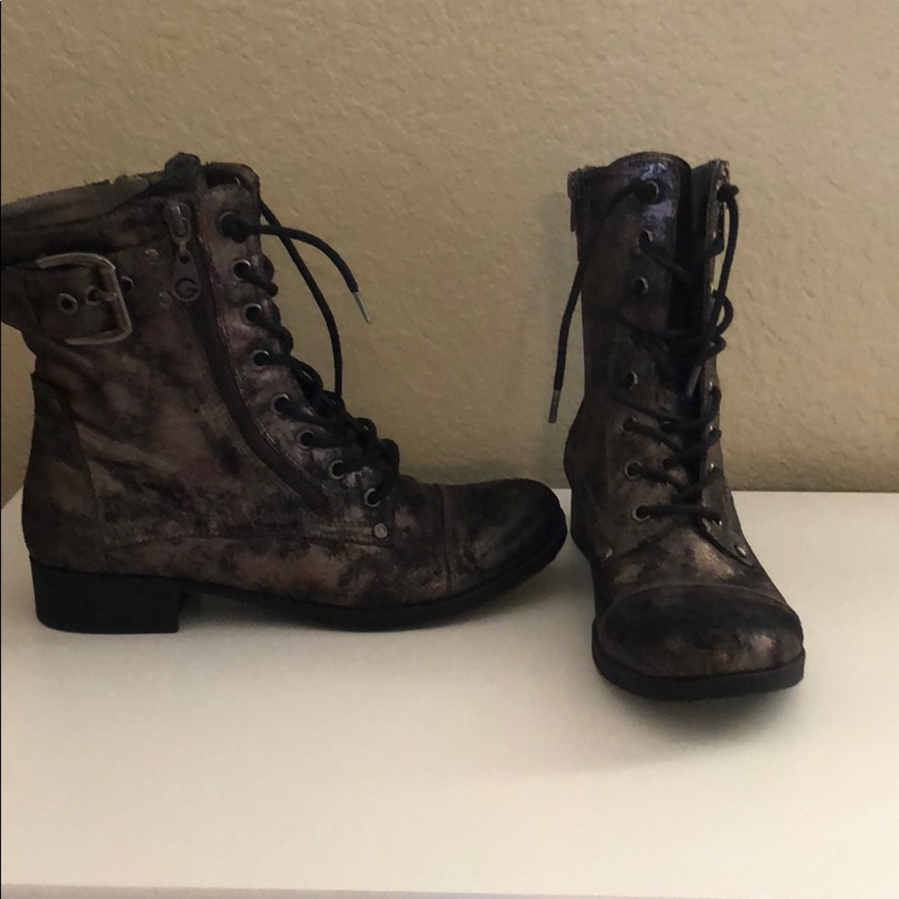 Guess black metallic combat boot